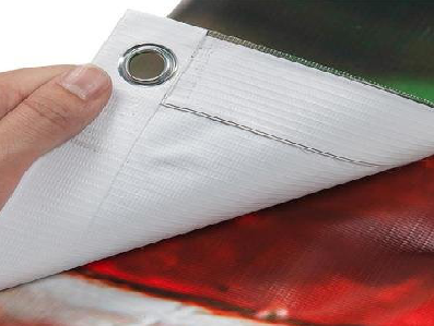 上犹喷绘和刀刮布的工艺区别。