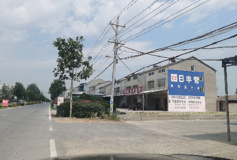 上犹如何能保证墙体广告的醒目性？